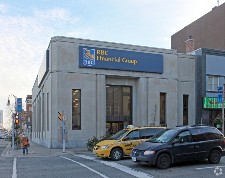 Primary Photo Of 27 Simcoe St N, Oshawa Bank For Sale
