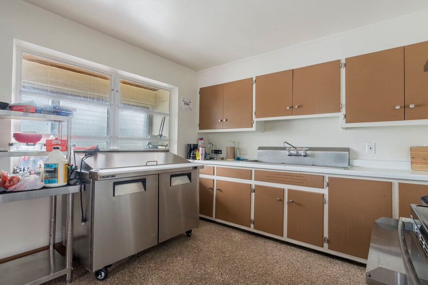 More Photos Of 945 Miner Rd, Lake Worth Storefront Retail Residential For Sale