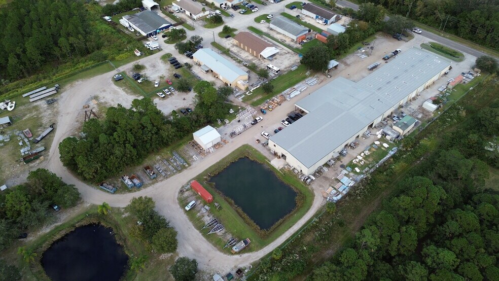 More Photos Of 1060 Cox Rd, Cocoa Warehouse For Lease