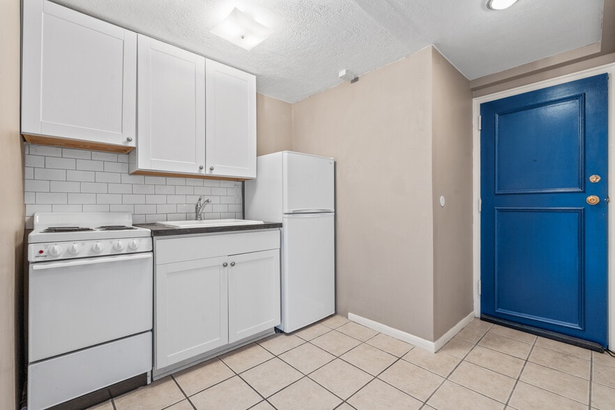 More Photos Of , Hutchinson Multifamily For Sale