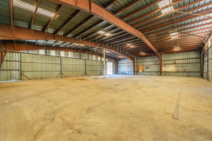 More Photos Of 30661 State Highway 3, Douglas City Auto Repair For Sale