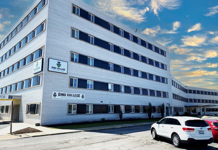 21100 Southgate Park Blvd, Maple Heights, OH 44137 Medical For Sale