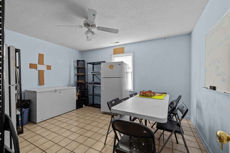 More Photos Of 405 Cherokee St, Kings Mountain Religious Facility For Sale