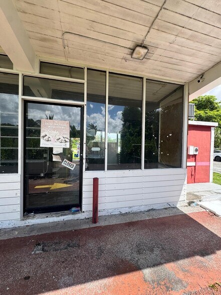 More Photos Of 6014 Kimberly Blvd, North Lauderdale Convenience Store For Sale