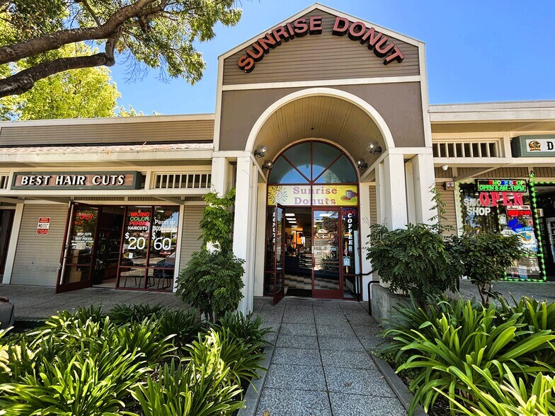 More Photos Of 1150-1160 Arnold Dr, Martinez Unknown For Lease