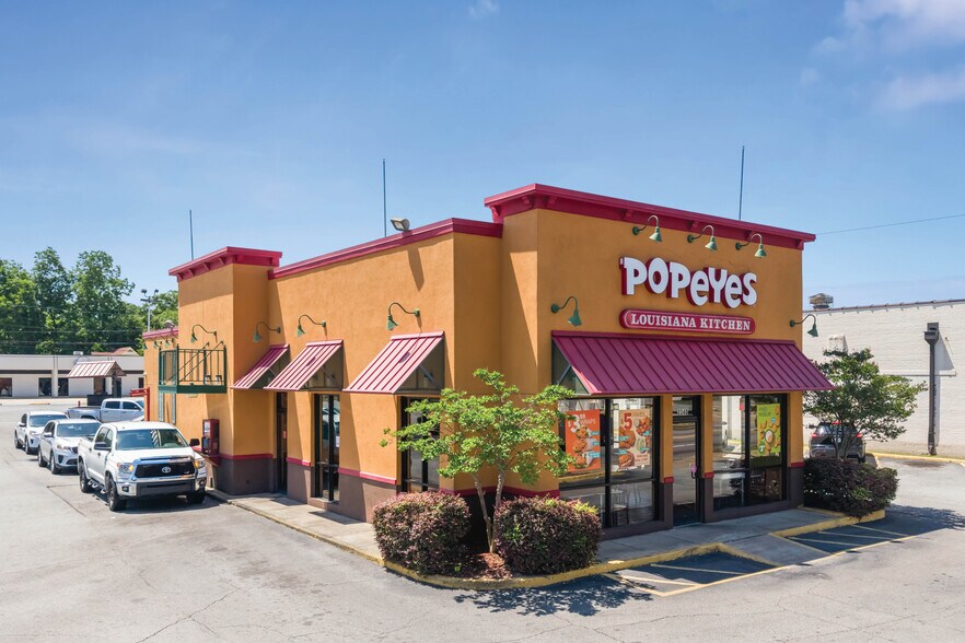 Primary Photo Of 2340 Wynnton Rd, Columbus Fast Food For Sale