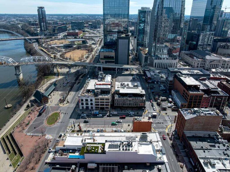 More Photos Of 111 Broadway, Nashville General Retail For Lease