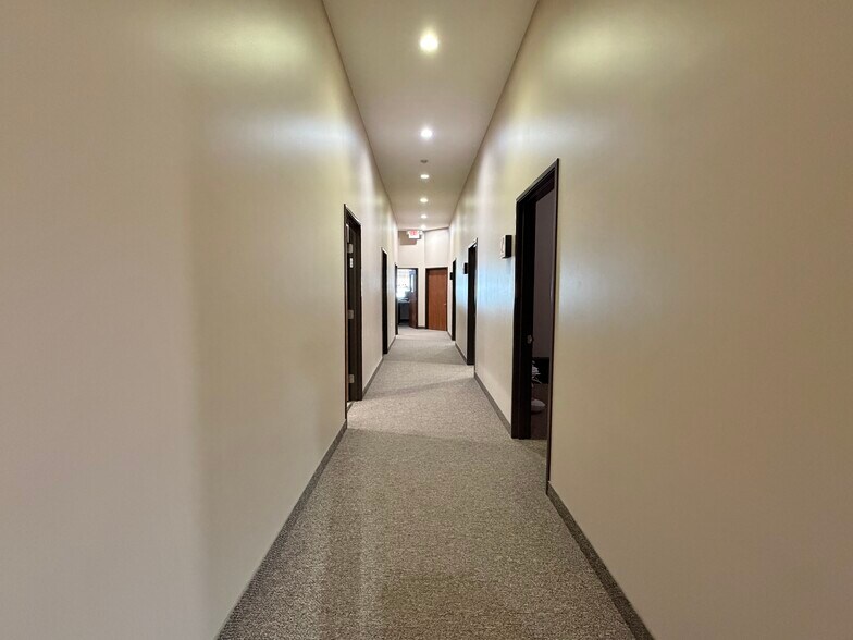 More Photos Of 26 E 3 Mile Rd, Sault Sainte Marie Office For Sale