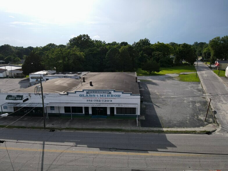 More Photos Of 403 Washington St, Williamston Office For Sale