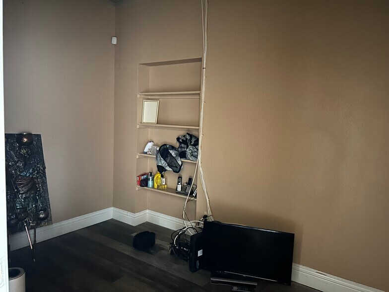 More Photos Of 900 S Valley View Blvd, Las Vegas Unknown For Lease