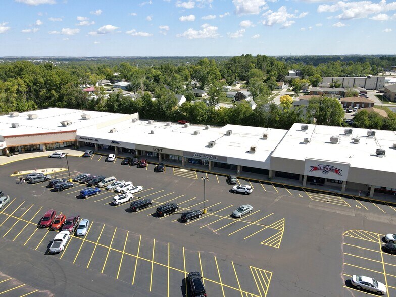 More Photos Of 1398-1470 Twixt Town Rd, Marion General Retail For Sale