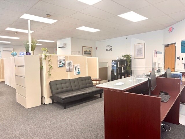 More Photos Of 1224 Hyde Park Ave, Hyde Park Loft Creative Space For Lease