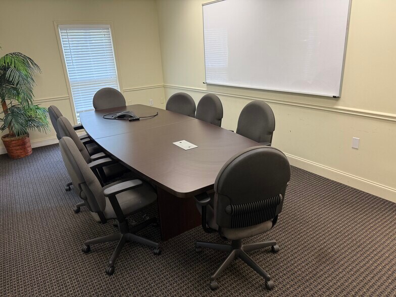 More Photos Of 1215 Hightower Trl, Atlanta Medical For Lease