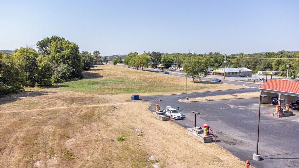 More Photos Of tbd South Main Street, Broadway Land For Sale