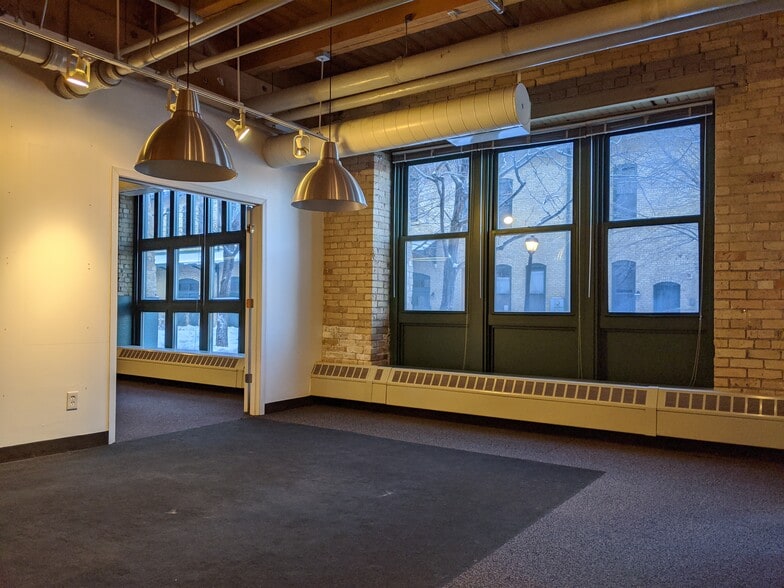 More Photos Of 400 N 1st St, Minneapolis Loft Creative Space For Sale