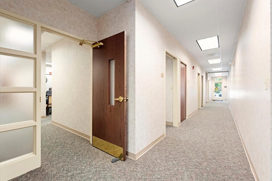 More Photos Of 1146 N New Hope Rd, Gastonia Medical For Sale