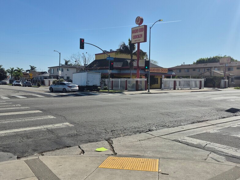 More Photos Of 8300 S Western Ave, Los Angeles General Retail For Sale