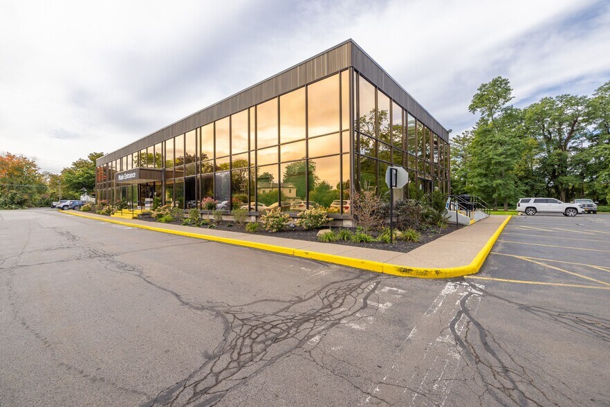 More Photos Of 80 West Ave, Brockport Medical For Lease