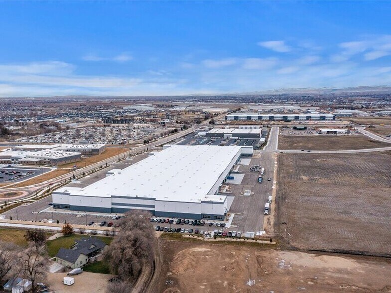 More Photos Of 4321 Muller Dr, Caldwell Distribution For Lease