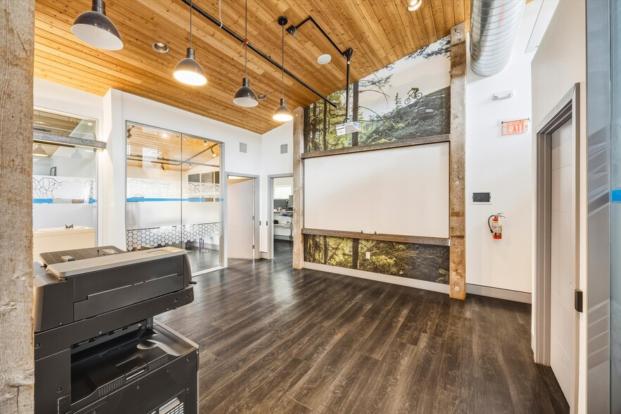 More Photos Of 1600 Carolina St, Bellingham Industrial For Sale