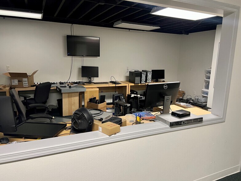 More Photos Of 1177 Pearl St, Eugene Office For Sale