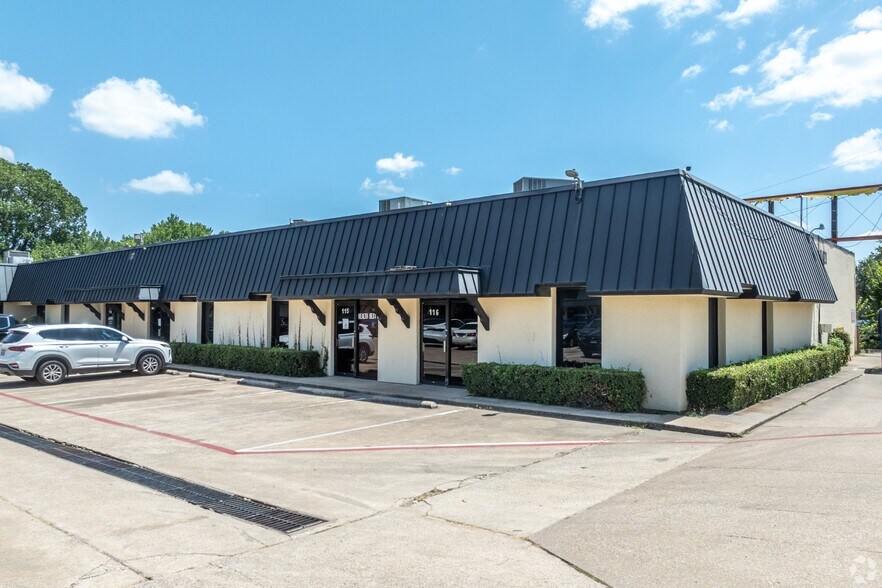 Primary Photo Of 10420 Plano Rd, Dallas Flex For Lease