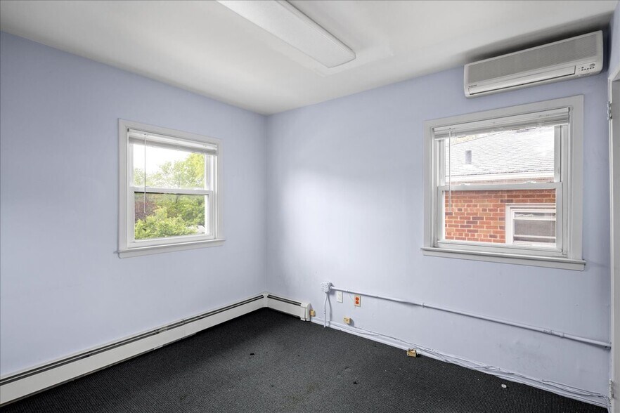 More Photos Of 25-31-25-33 Francis Lewis Blvd, Flushing Office Residential For Sale