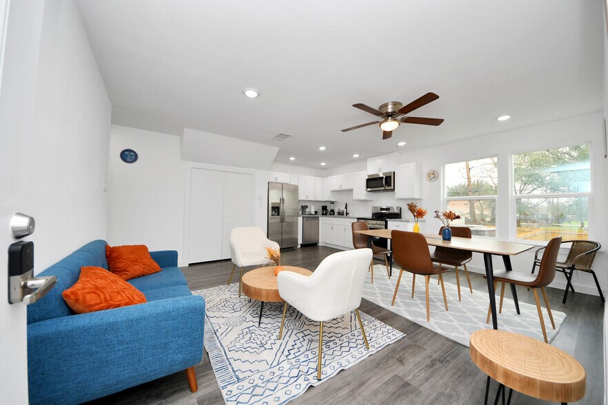 Primary Photo Of , Houston Multifamily For Sale