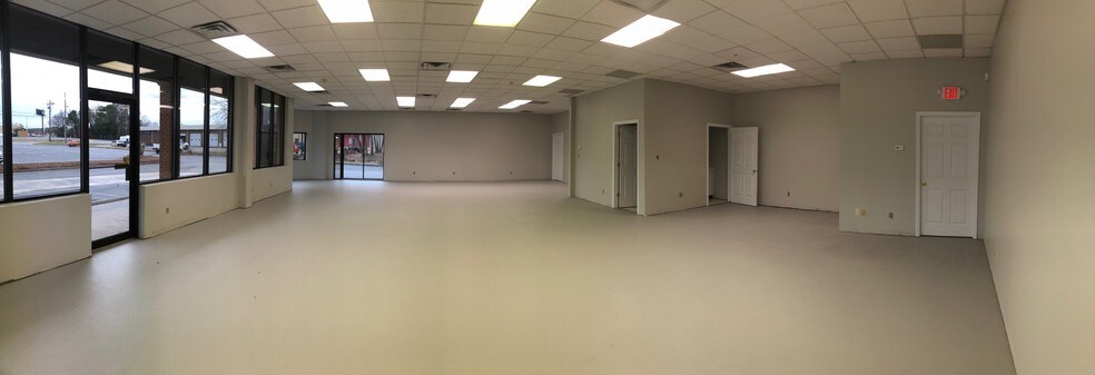 More Photos Of 129 E Felton Rd, Cartersville Office For Lease