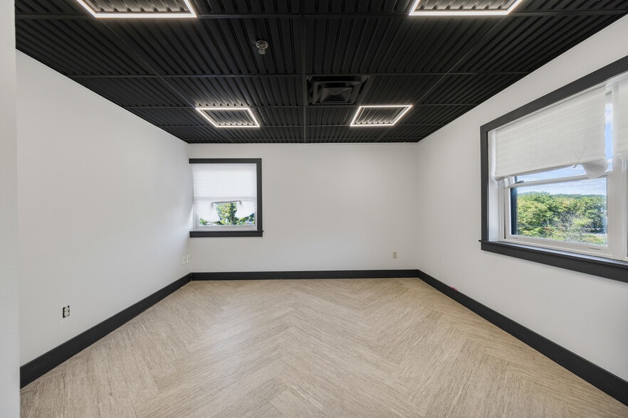 More Photos Of , New City Office For Sale