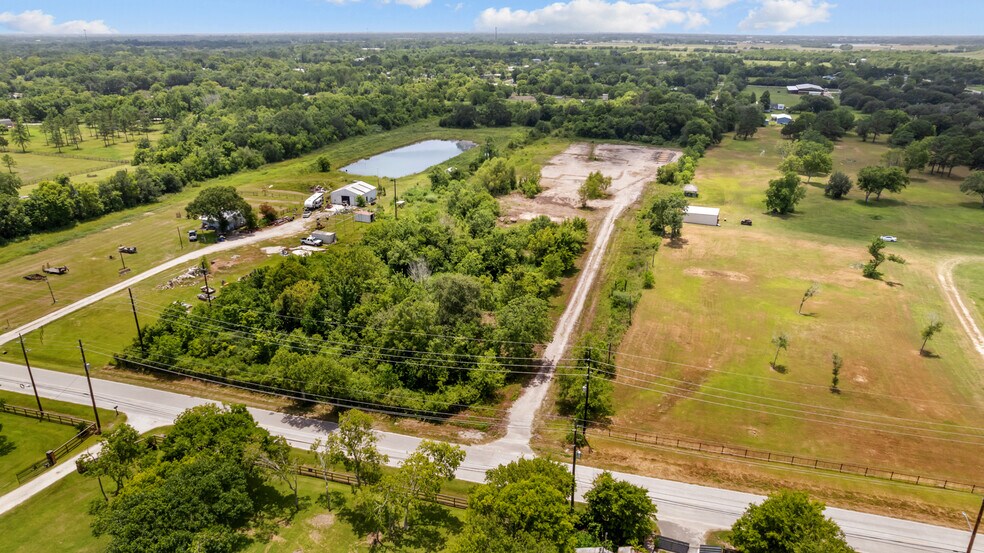 More Photos Of 1403 Algoa Friendswood Rd, Alvin Land For Sale