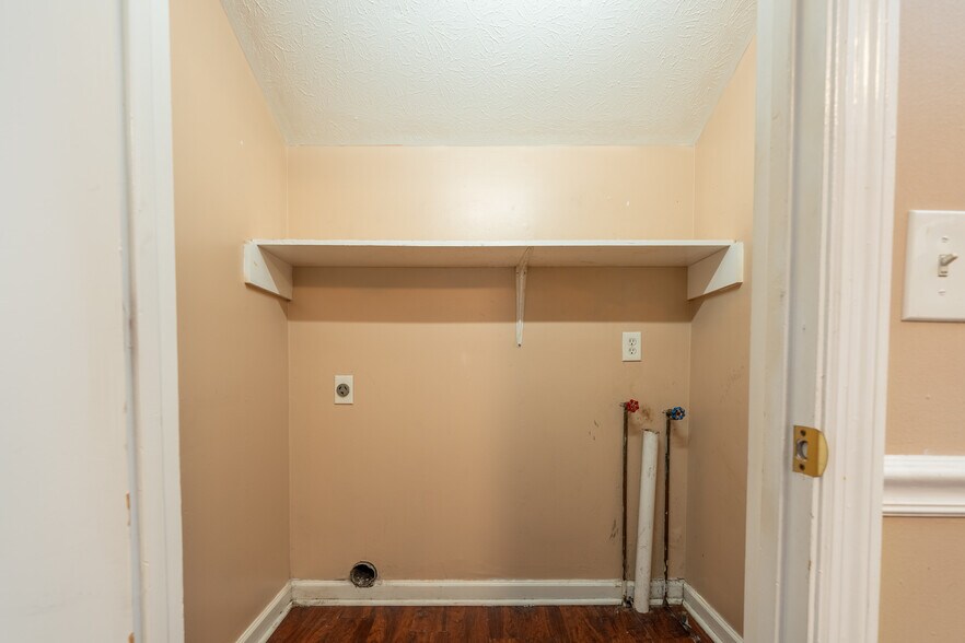 More Photos Of 138 Hibiscus Dr, Ashland City Multifamily For Sale