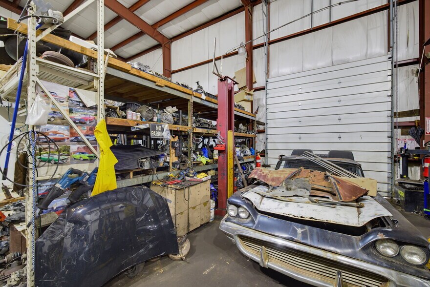 More Photos Of 428 Railroad St, Thomaston Industrial For Sale