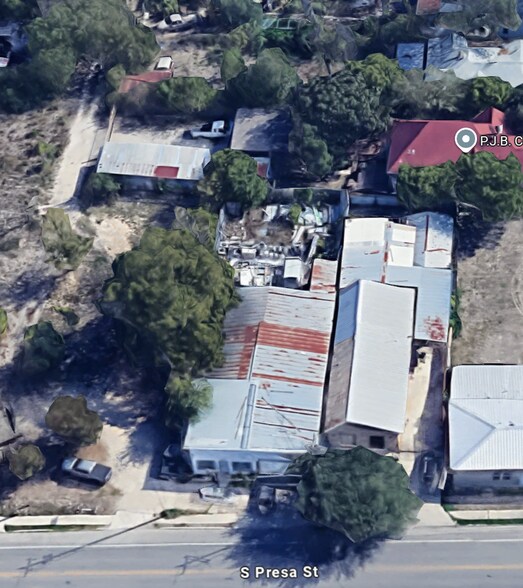 More Photos Of 1618 S Presa St, San Antonio Freestanding For Sale