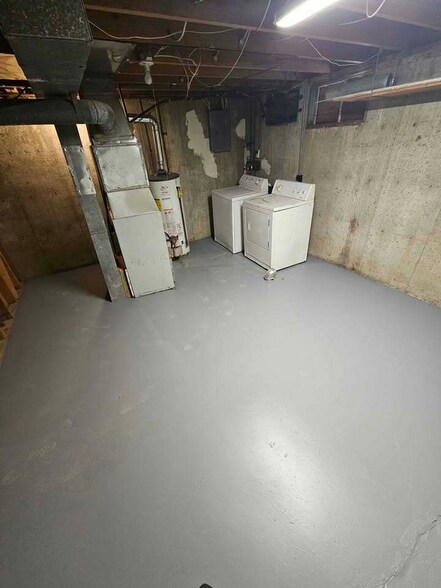 More Photos Of 7298 N Hanley Rd, Hazelwood Multifamily For Sale