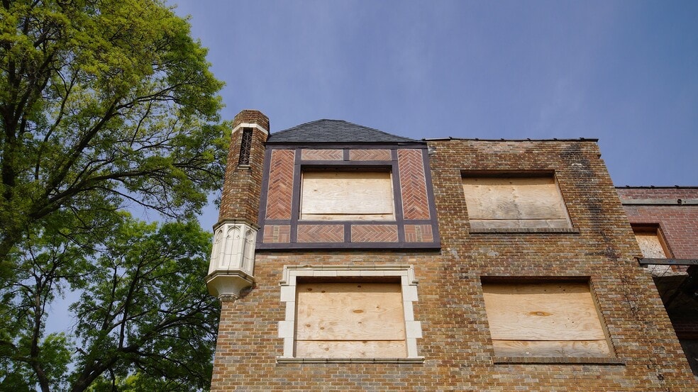 More Photos Of 5315-5325 Cabanne Ave, Saint Louis Apartments For Sale