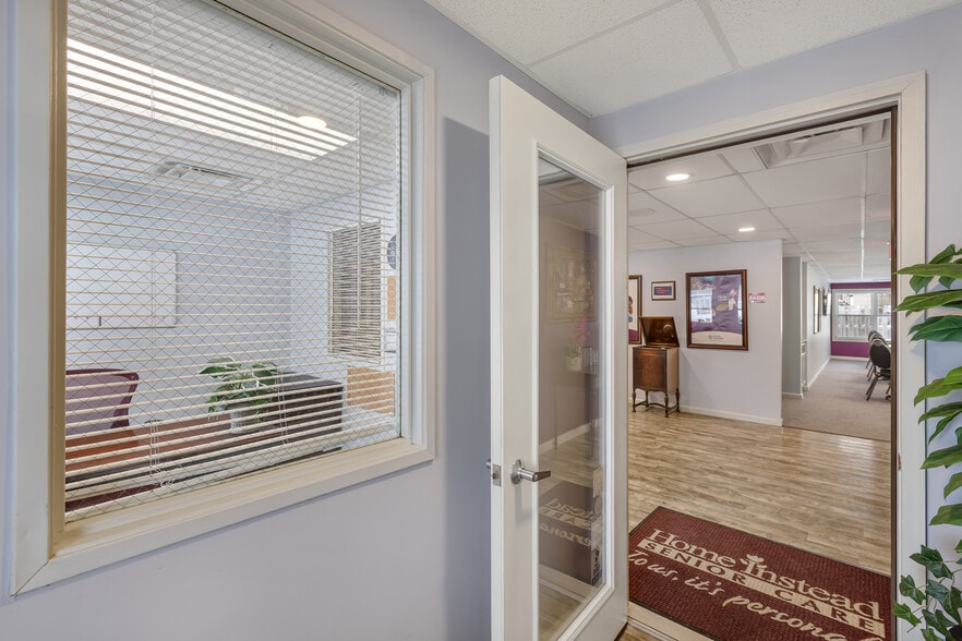 More Photos Of 5758 Cooley Lake Rd, Waterford Daycare Center For Sale