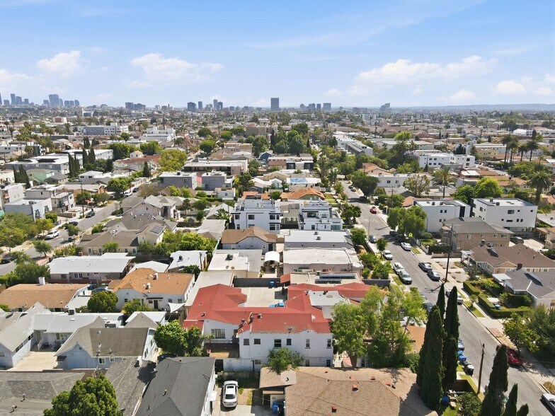 More Photos Of 1250 N Mariposa Ave, Los Angeles Apartments For Sale