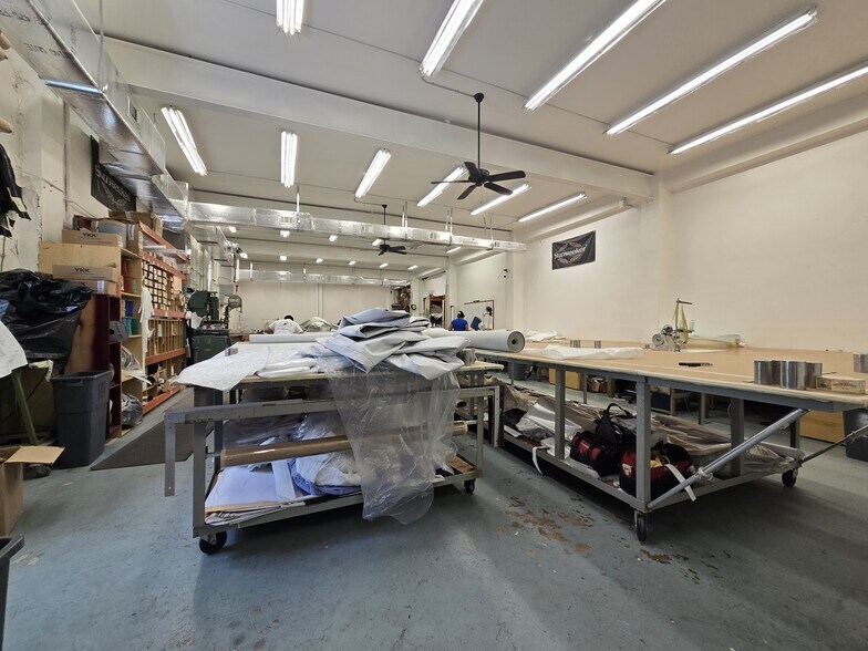 More Photos Of 1010 N 20th Ave, Hollywood Industrial For Lease