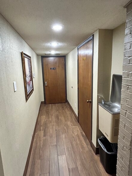 More Photos Of 4735-4739 Spottswood Ave, Memphis Medical For Sale