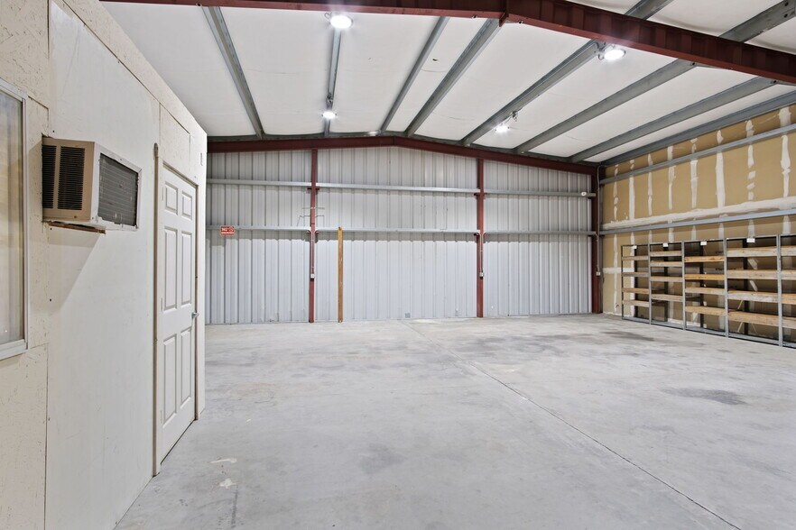 More Photos Of 1485 Atlanta Ct, Turlock Warehouse For Lease