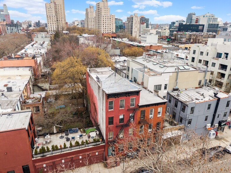 More Photos Of 187 Bond St, Brooklyn Apartments For Sale