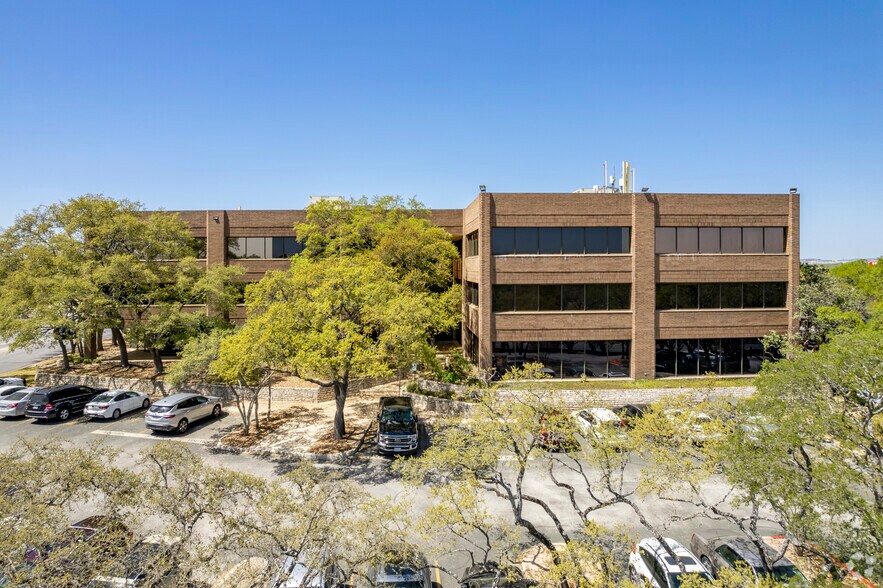 More Photos Of 14800 San Pedro Ave, San Antonio Office For Lease