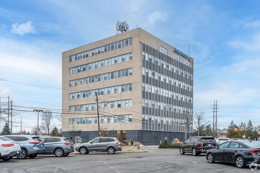 More Photos Of 60 Hempstead Ave, West Hempstead Coworking Space