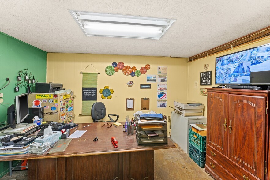 More Photos Of 70932 Highway 60, Wenden General Retail For Sale