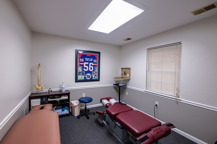 More Photos Of , La Plata Office For Sale