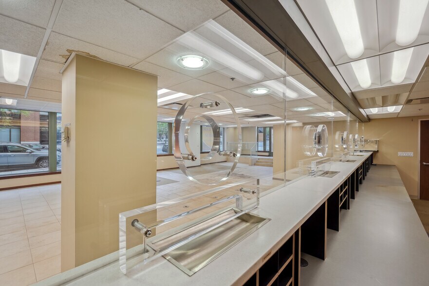 More Photos Of 1150 K St NW, Washington Apartments For Lease