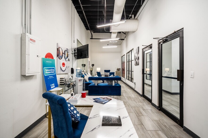 More Photos Of 522 W San Francisco Ave, El Paso Coworking Space