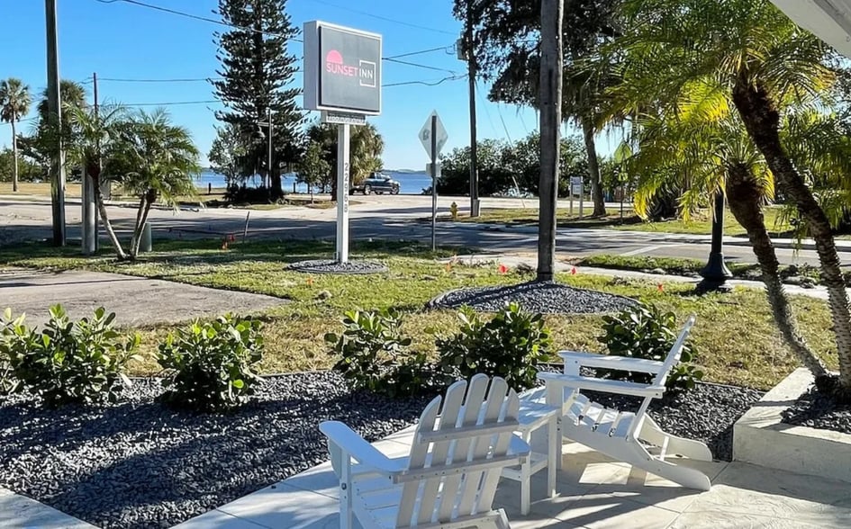 More Photos Of 22968 Bayshore Rd, Port Charlotte Hospitality For Sale