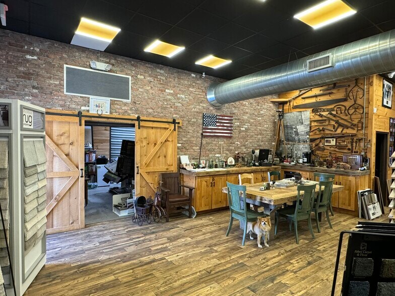 More Photos Of 2049 Middle Country Rd, Centereach General Retail For Sale